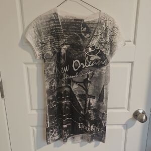 Rosio Monochrome Graphic Top